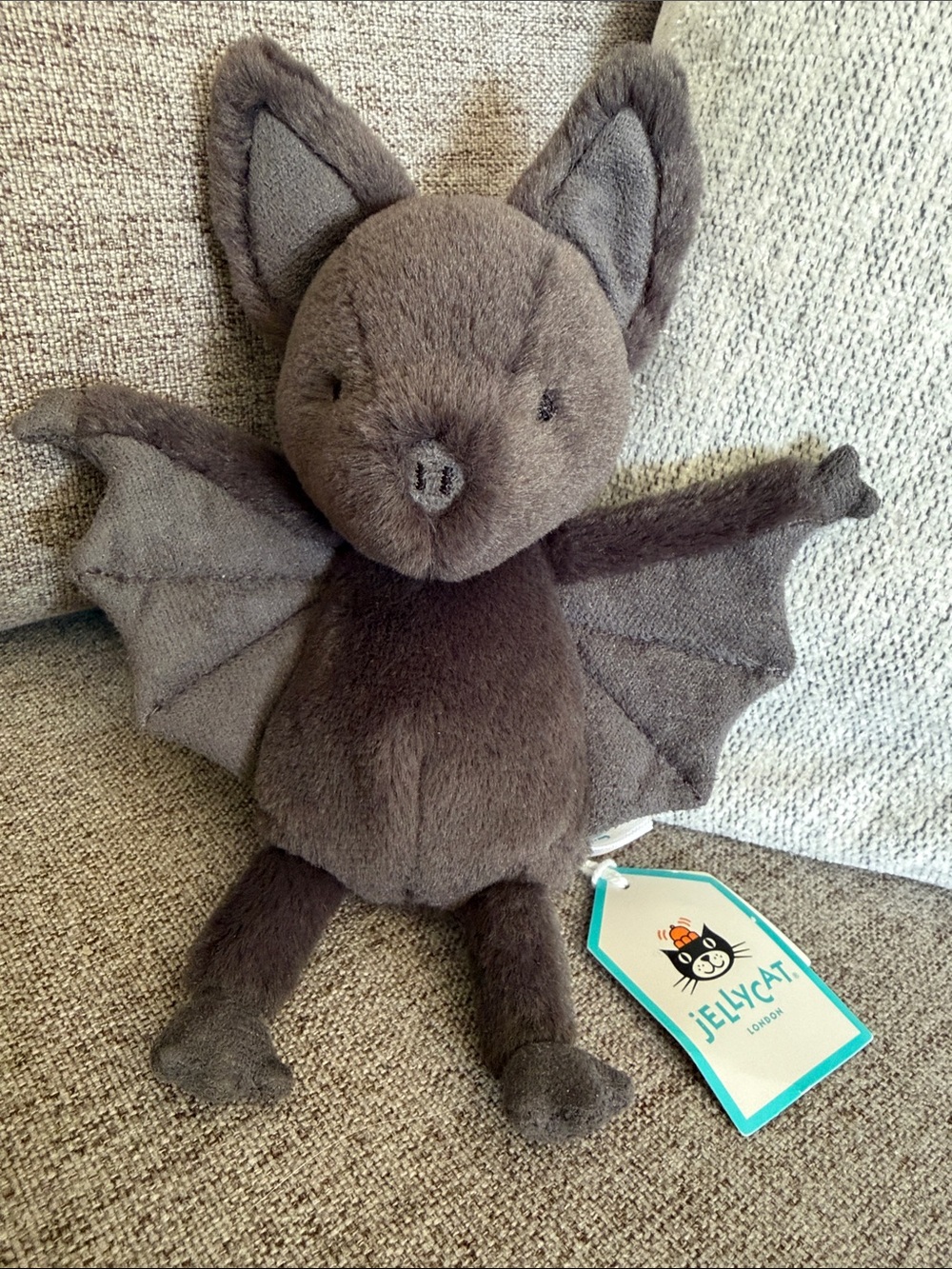 Jellycat ooky Bat